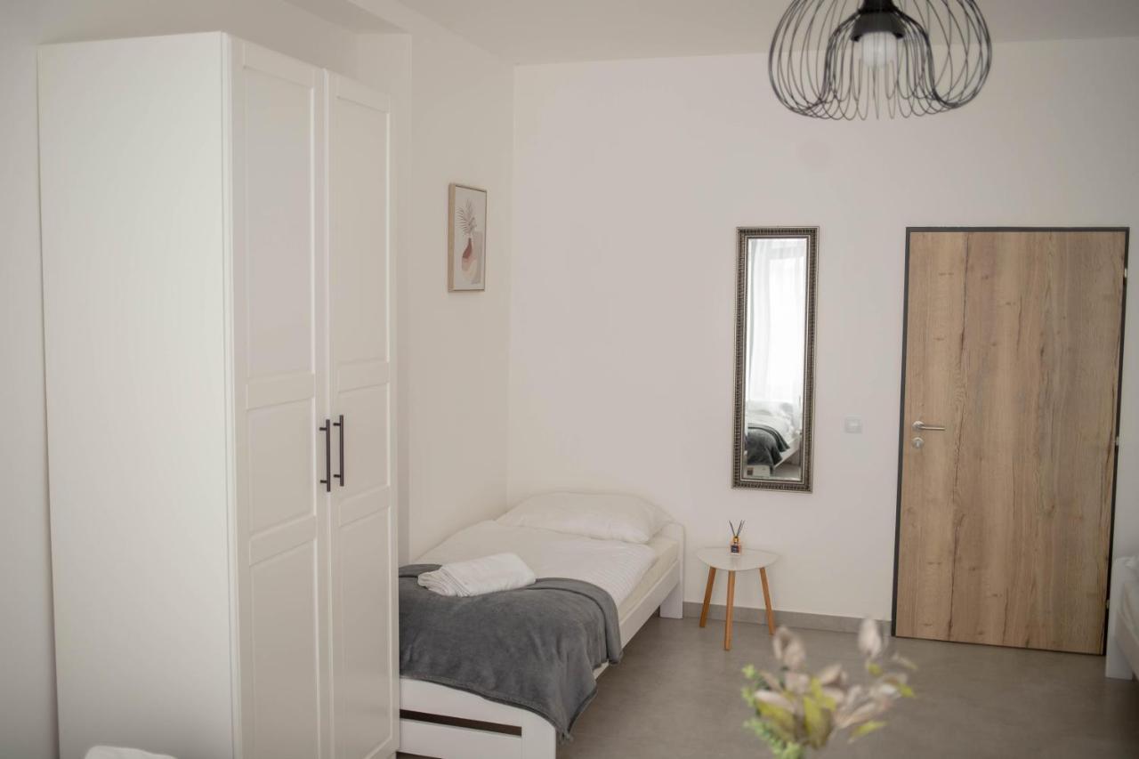 Rezidence Kbely - Free Parking Apartment Prague Luaran gambar
